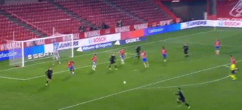 中职球员收入结构揭秘